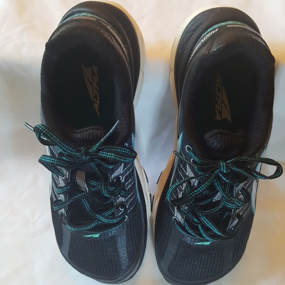 Shoes - Picture 2 of 3